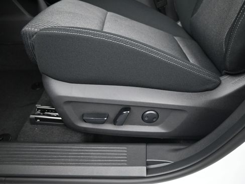 New 2026 Nissan Rogue SV image 11