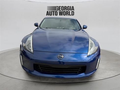 Used 2020 Nissan 370Z Coupe image 9