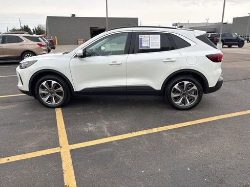 Used 2024 Ford Escape Platinum AWD/4WD image 19