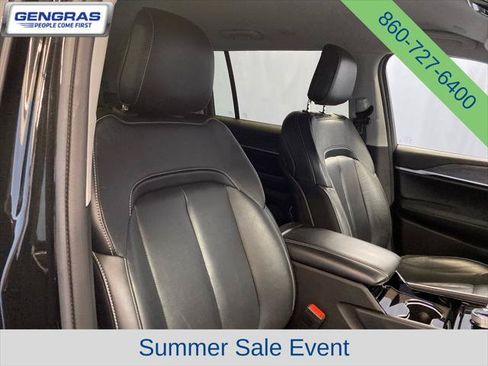 Certified 2021 Jeep Grand Cherokee L Limited AWD/4WD image 39
