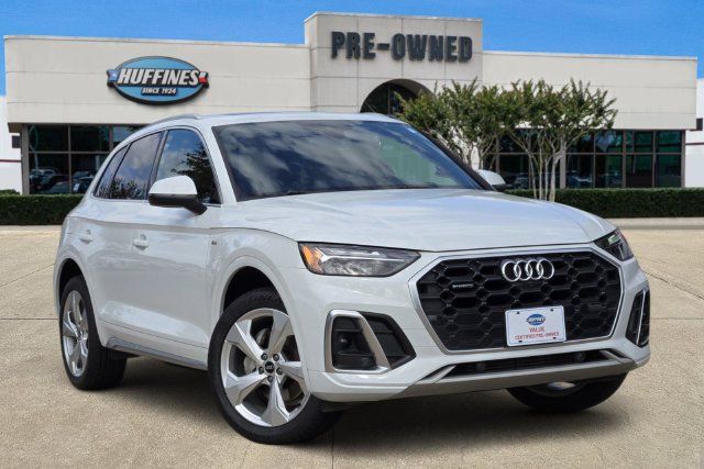 Used 2023 Audi Q5 2.0T Premium Plus w/ Premium Plus Package AWD/4WD image 1