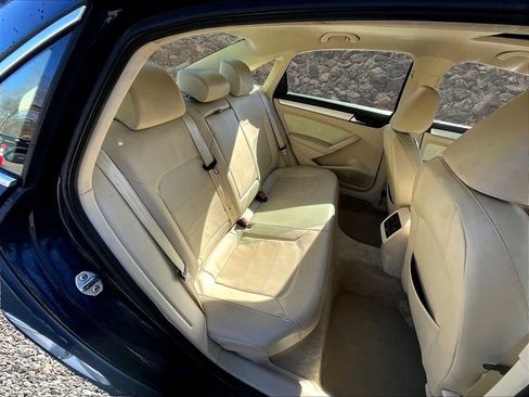 Used 2013 Volkswagen Passat 2.5 SE image 22