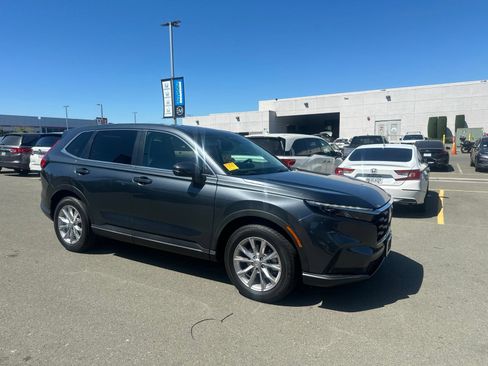 Used 2024 Honda CR-V EX-L image 2