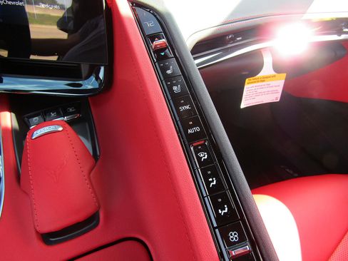 Used 2025 Chevrolet Corvette E-Ray w/ Stealth Interior Trim Package AWD/4WD image 17