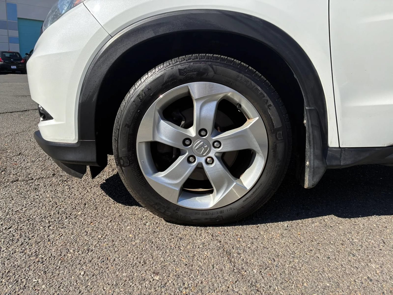 Used 2016 Honda HR-V EX image 19