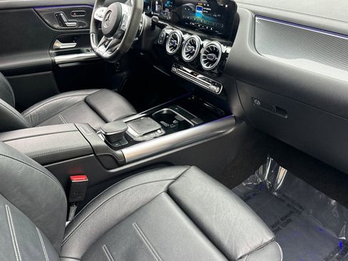 Certified 2022 Mercedes-Benz GLA 35 AMG Grey image 32