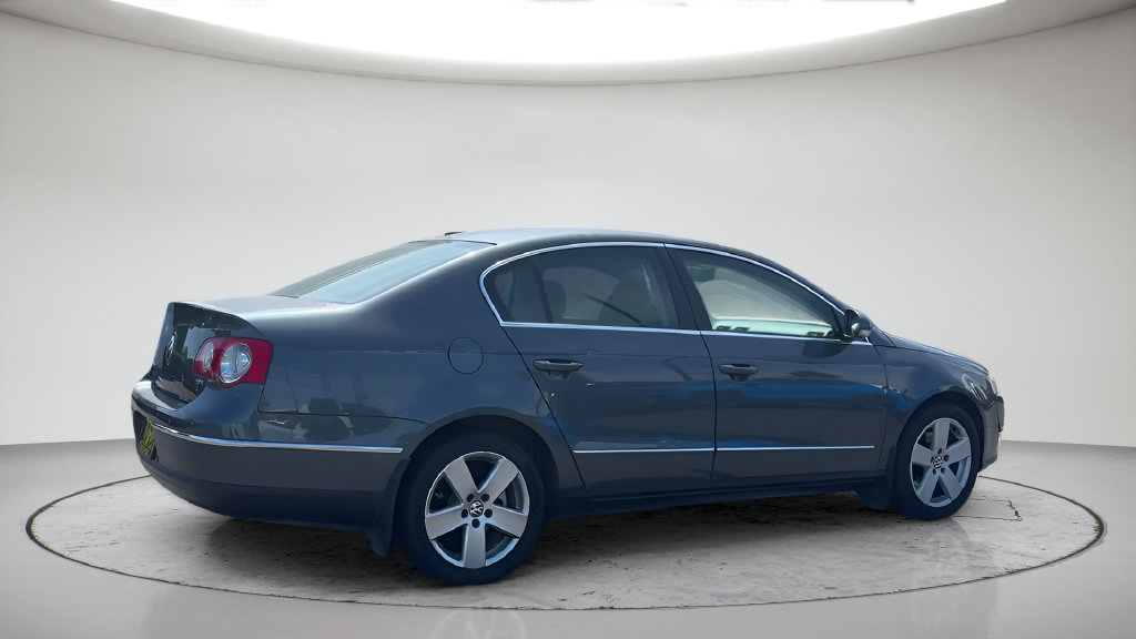 Used 2009 Volkswagen Passat Komfort FWD image 7