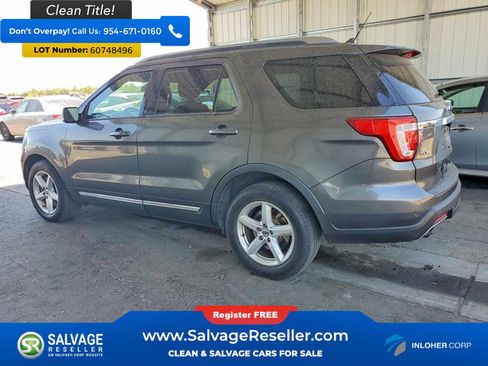Used 2019 Ford Explorer XLT w/ Equipment Group 202A FWD image 3