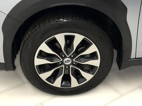 Used 2024 Subaru Outback Limited XT image 9