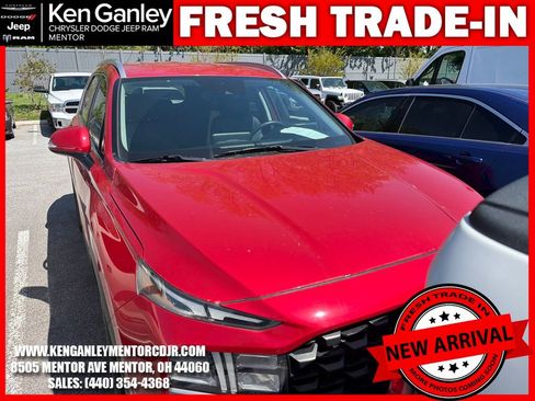 Used 2023 Hyundai Santa Fe SEL AWD/4WD image 2