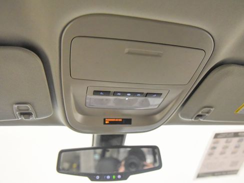 Used 2022 Chevrolet Colorado Z71 image 28