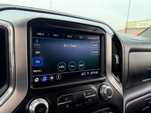 Used 2020 GMC Sierra 2500 SLE w/ SLE Convenience Package image 31