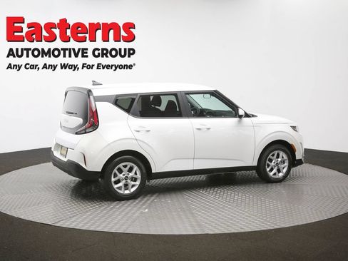 Used 2024 Kia Soul LX w/ Option Group 015 FWD image 42