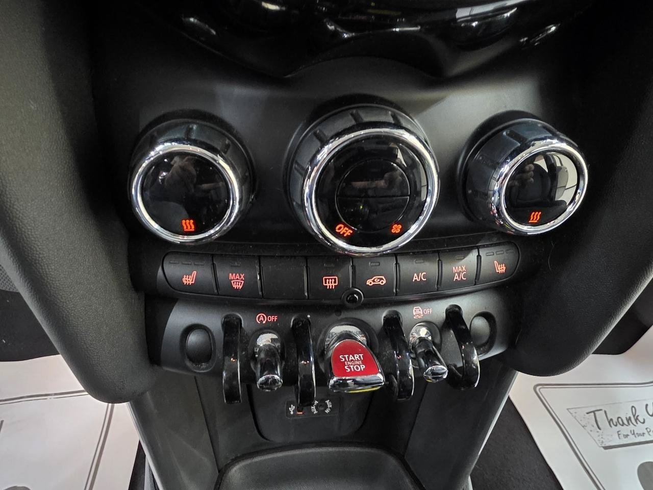 Used 2018 MINI Cooper 4-Door Hardtop w/ Signature Line Package FWD image 30