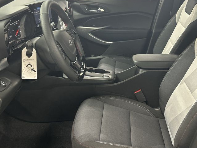 New 2026 Chevrolet Trax RS w/ Sunroof Package FWD image 12