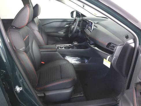 New 2026 Nissan Rogue SV AWD/4WD image 26