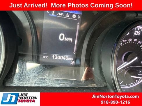 Used 2021 Toyota Camry SE FWD image 15