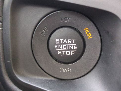 Used 2025 Jeep Wrangler Unlimited Sahara w/ Safety Group AWD/4WD image 30