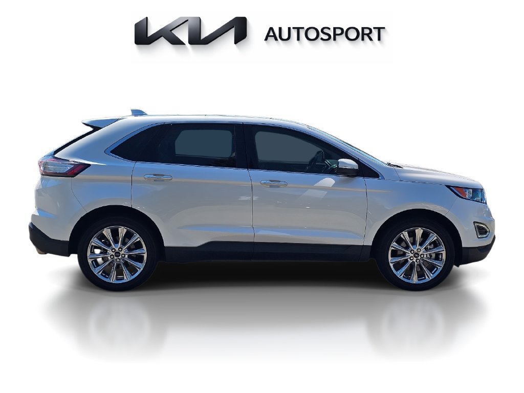 Used 2017 Ford Edge Titanium w/ Equipment Group 301A FWD image 7