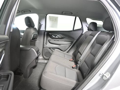 Used 2024 GMC Terrain SLE w/ Driver Convenience Package AWD/4WD image 17