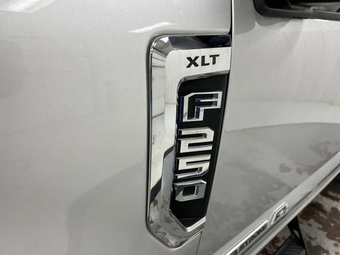 Used 2017 Ford F250 XLT AWD/4WD image 24