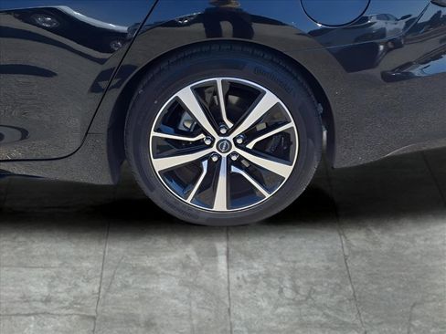 Used 2023 Nissan Maxima SV w/ Floor Mat Group image 7