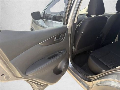 Used 2020 Nissan Rogue Sport S w/ Appearance Package FWD image 16
