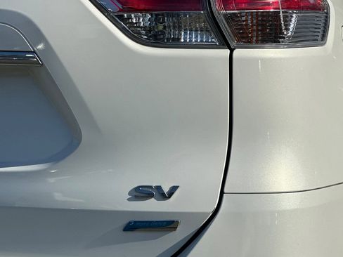 Used 2014 Nissan Rogue SV w/ SV Premium Package image 36