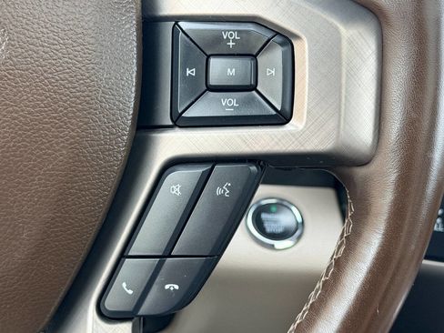 Used 2019 Ford F150 Limited image 35