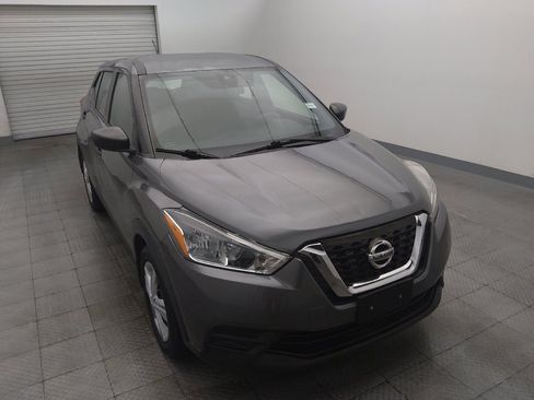 Used 2020 Nissan Kicks S FWD image 14