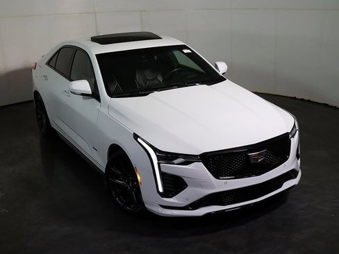 Used 2023 Cadillac CT4 V w/ Navigation Package image 7