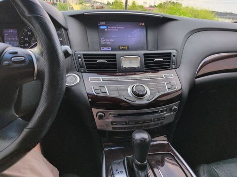 Used 2013 INFINITI M37 w/ Premium Pkg RWD image 18