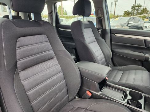 Used 2020 Honda CR-V LX image 29