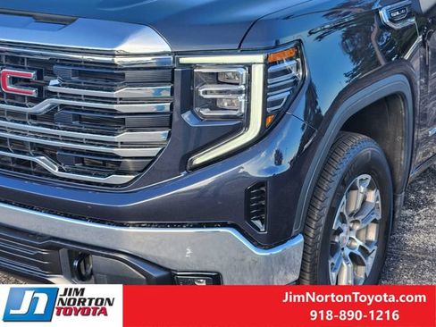 Used 2026 GMC Sierra 1500 SLT AWD/4WD image 10