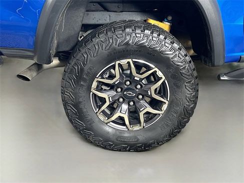 Used 2023 Chevrolet Colorado ZR2 w/ ZR2 Convenience Package III image 36