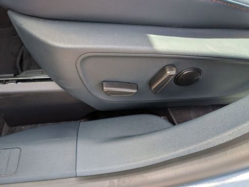 New 2025 Ford Maverick Lariat AWD/4WD image 25