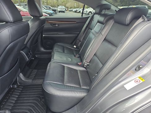 Used 2015 Lexus ES 350 w/ Luxury Package image 12
