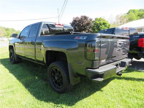 Used 2017 Chevrolet Silverado 1500 LT w/ All Star Edition AWD/4WD image 2