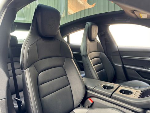 Used 2025 Porsche Taycan w/ Premium Package RWD image 39