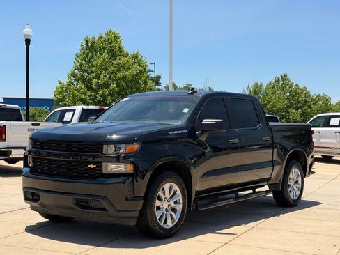 Used 2019 Chevrolet Silverado 1500 Custom w/ Custom Value Package RWD image 8
