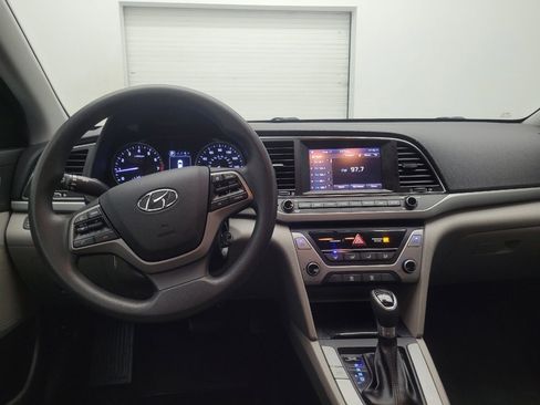 Used 2018 Hyundai Elantra SEL image 22