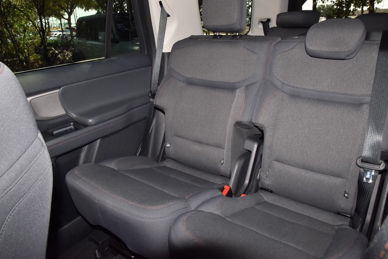 Used 2025 Ford Expedition Active RWD image 20