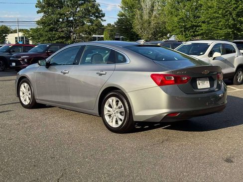 Used 2023 Chevrolet Malibu LT FWD image 5