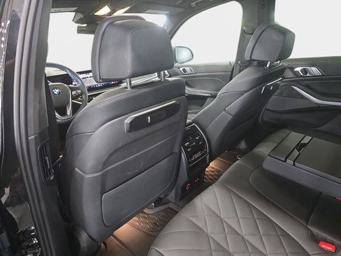Certified 2025 BMW X5 sDrive40i w/ Climate Comfort Package RWD image 12