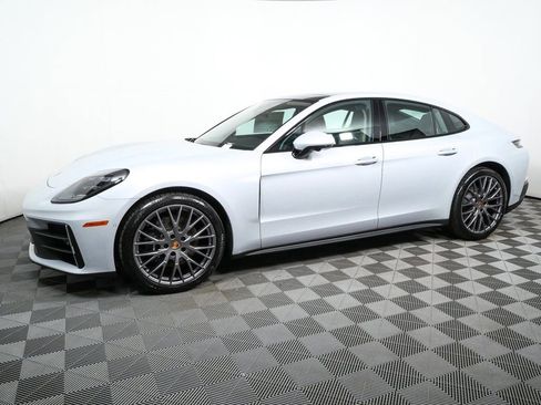 New 2026 Porsche Panamera RWD image 2