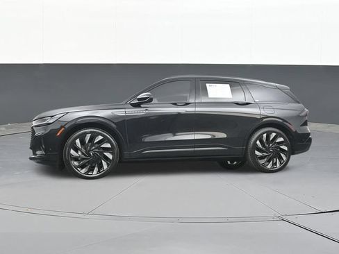 Used 2024 Lincoln Nautilus Reserve w/ Equipment Group 202A AWD/4WD image 62