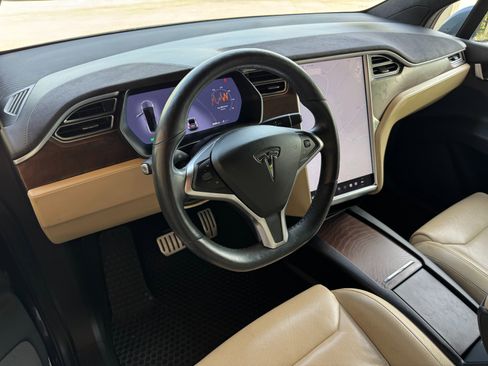 Used 2016 Tesla Model X Performance image 21