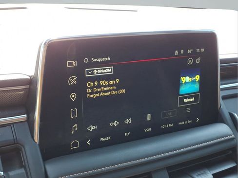 Used 2024 GMC Yukon XL AT4 w/ AT4 Premium Package image 6