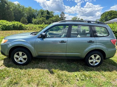 Used 2011 Subaru Forester 2.5X w/ Alloy Wheel Value Pkg AWD/4WD image 8