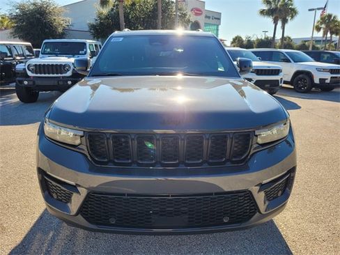 New 2025 Jeep Grand Cherokee Limited w/ Luxury Tech Group II image 20